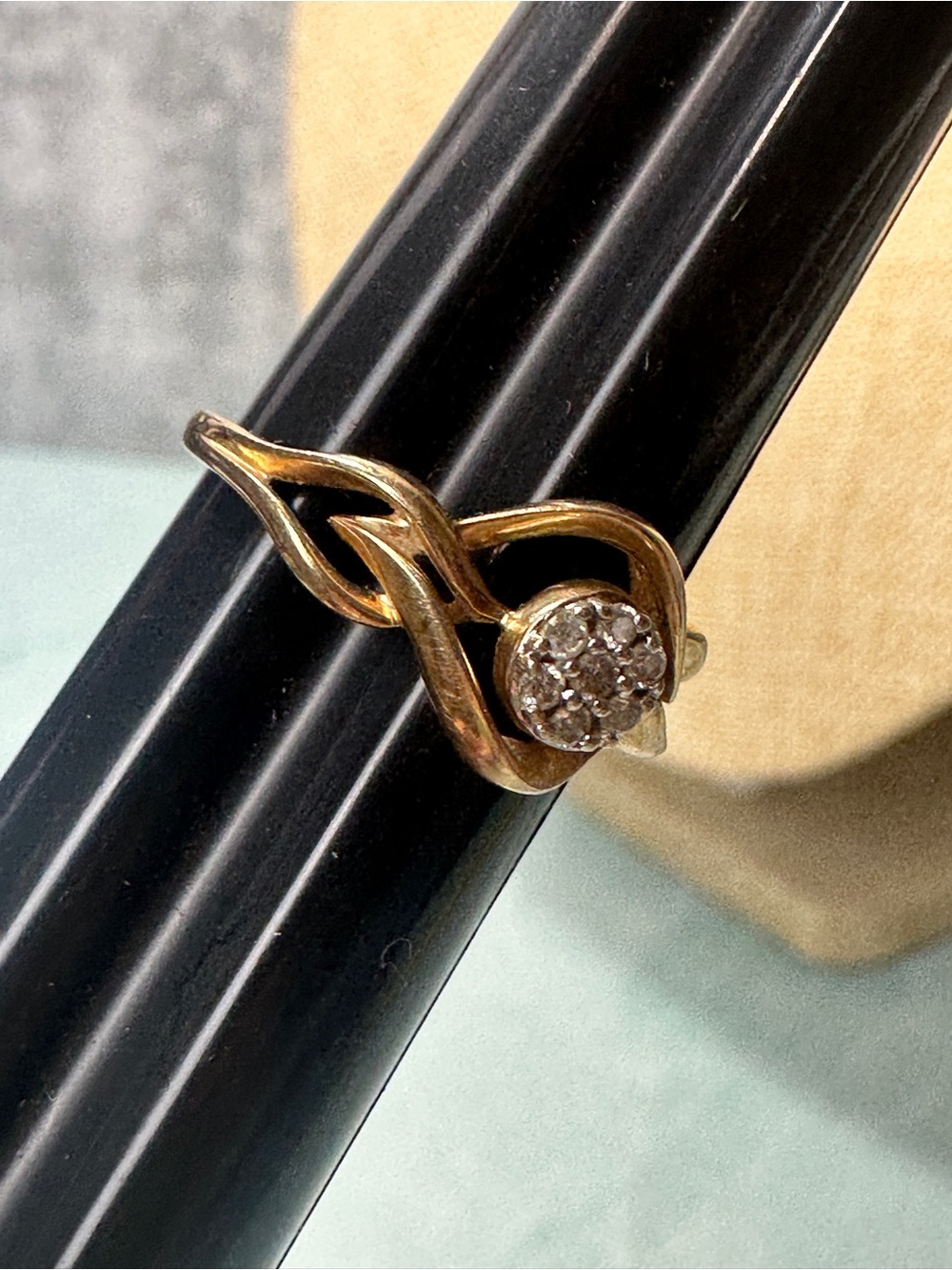 Antique Estate 10k Gold Twist Ring with Cluster Diamond Braided Design Size 7 - Picture 5 of 9